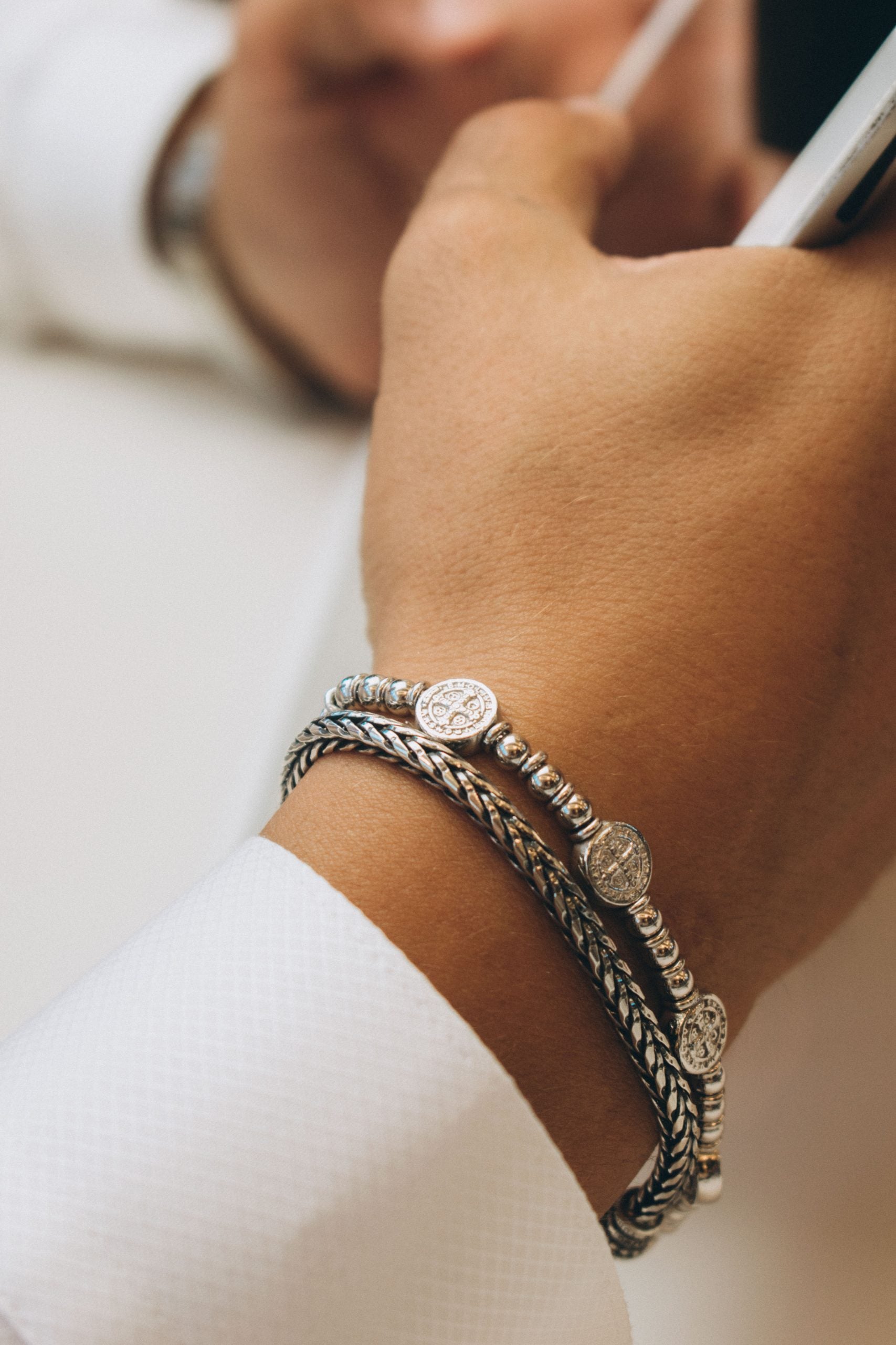 Iconic - Velvet eyes