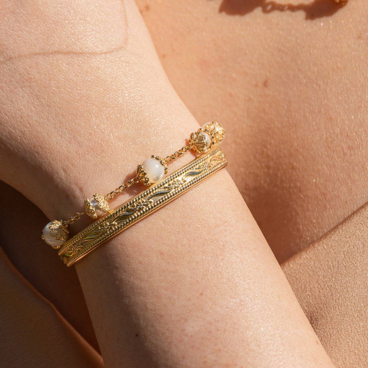 BRACCIALE HERA MADREPERLA